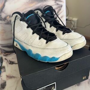 Jordan Kids White and Blue Sneakers